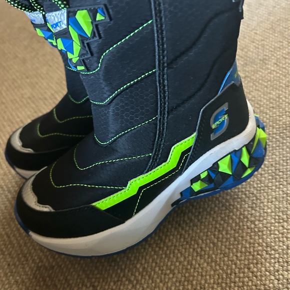 Sport by sketchers kids boots size 11C - Picture 4 of 9